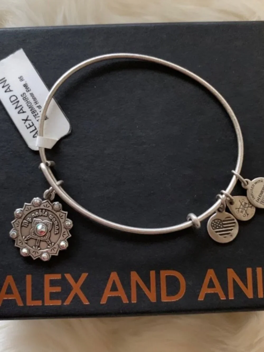 💞 NWT ALEX AND ANI - Maid of Honor Charm Bangle 742